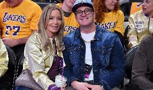 欧博ABG官网-A-史密斯：在财务方面和别队相比 湖人在珍妮手里就像家夫妻小店