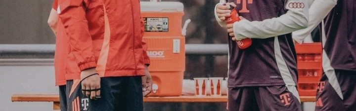 记者：多队有意明夏免签拜仁18岁边锋利奇纳，拜仁希望与球员续约