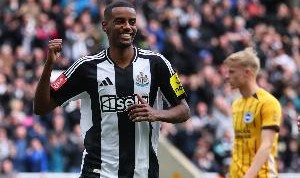 开价1.5亿镑！邮报：利物浦想签纽卡前锋伊萨克，但今年可能留队