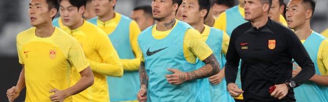 欧博官网-媒体评论：国足很难避免一场失利 不如放手一搏